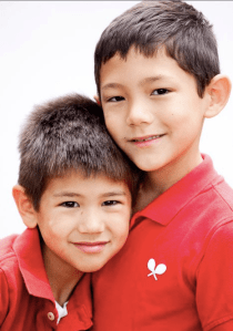 One of many Brodie Hugs Teddy captured by www.drewwiedemann.com/family